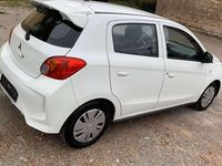 Gebraucht Mitsubishi Space Star Basis 71 PS (52 kW) 2020 Weiß Kleinwagen