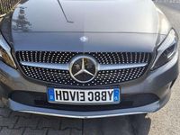Gebraucht Mercedes A180 148 PS (108 kW) 2017 Grau Kleinwagen