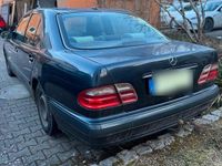 Gebraucht Mercedes E270 170 PS (125 kW) 2001 Limousine