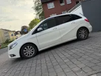 Gebraucht Mercedes B180 AMG line 109 PS (80 kW) 2012 Weiß Van / Kleinbus