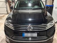 Gebraucht VW Touareg Terrain Tech 262 PS (192 kW) 2016 Schwarz SUV