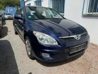 Gebraucht Hyundai i30 109 PS (80 kW) 2008 Blau Limousine