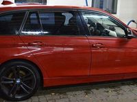 Gebraucht BMW 320 Sport Line 184 PS (135 kW) 2013 Rot Kombi
