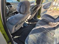 Gebraucht Renault Scénic 107 PS (78 kW) 2000 Grün Van / Kleinbus