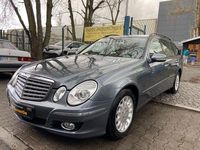 Gebraucht Mercedes E220 170 PS (125 kW) 2009 Grau Kombi