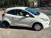 Gebraucht Ford Ka Trend 69 PS (50 kW) 2013 Weiß Kleinwagen