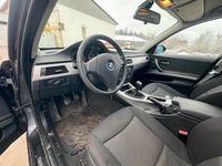 Gebraucht BMW 320 150 PS (110 kW) 2005 Grau Limousine