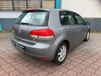 Gebraucht VW Golf VI 105 PS (77 kW) 2011 Grau Kleinwagen