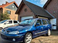 Gebraucht Renault Mégane 110 PS (80 kW) 1999 Blau Kombi