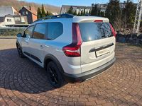 Gebraucht Dacia Jogger Extreme 101 PS (74 kW) 2022 Mondsteingrau Van / Kleinbus