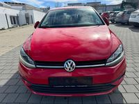 Gebraucht VW Golf VII 116 PS (85 kW) 2019 Rot Limousine