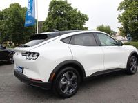 Gebraucht Ford Mustang Mach-E Standard Range 197 kW (269 PS) 2022 Weiß SUV