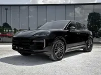 Gebraucht Porsche Cayenne Turbo E-Hybrid 600 PS (441 kW) 2024 Schwarz SUV