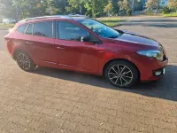 Gebraucht Renault Mégane Bose Edition 131 PS (96 kW) 2013 Rot Limousine