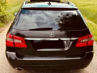 Gebraucht Mercedes E200 Elegance 184 PS (135 kW) 2011 Schwarz Kombi