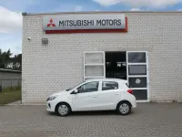 Gebraucht Mitsubishi Space Star Basis 71 PS (52 kW) 2024 Islandweiß Kleinwagen