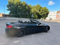 Gebraucht BMW 320 Cabriolet 184 PS (135 kW) 2010 Schwarz Cabrio