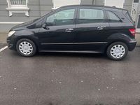 Gebraucht Mercedes B150 95 PS (69 kW) 2006 Schwarz Van / Kleinbus