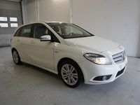 Second-hand Mercedes B200 156 CP (114 kW) 2012 Alb Monovolum