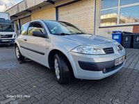 Gebraucht Renault Mégane II 113 PS (83 kW) 2003 Sternsilbermetallic Limousine