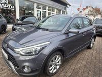 Gebraucht Hyundai i20 Active 101 PS (74 kW) 2020 Grau Kleinwagen