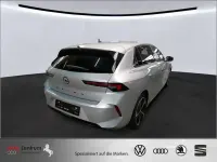 Gebraucht Opel Astra 131 PS (96 kW) 2024 Silber metallic Kleinwagen