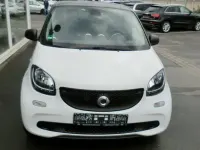 Gebraucht Smart ForFour 71 PS (52 kW) 2015 Schwarz Kleinwagen