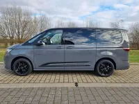 Gebraucht VW Multivan Edition 150 PS (110 kW) 2025 Grau Van / Kleinbus