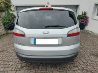 Gebraucht Ford S-MAX Titanium 140 PS (102 kW) 2008 Silber Van / Kleinbus