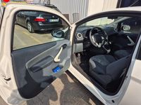 Gebraucht Ford Ka 69 PS (50 kW) 2015 Weiß Kleinwagen