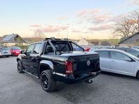Gebraucht VW Amarok Dark Label 204 PS (150 kW) 2018 Schwarz Pickup