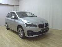Gebraucht BMW 218 Gran Tourer Advantage 150 PS (110 kW) 2021 Silber Van / Kleinbus