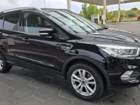 Gebraucht Ford Kuga 150 PS (110 kW) 2018 Schwarz SUV