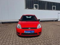 Gebraucht Ford Fiesta Ambiente 69 PS (50 kW) 2005 Rot Kleinwagen