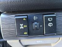 Gebraucht Ssangyong (KGM) Rodius 178 PS (130 kW) 2017 Schwarz Van / Kleinbus