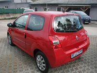 Second-hand Renault Twingo 75 CP (55 kW) 2011 Roșu Hatchback