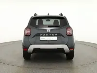 Gebraucht Dacia Duster 150 PS (110 kW) 2022 Grau SUV