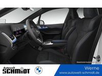 Gebraucht BMW 220 Active Tourer M Sport 170 PS (125 kW) 2025 Alpinweiß Van / Kleinbus