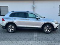Gebraucht VW Tiguan Elegance 150 PS (110 kW) 2021 Reflexsilber SUV