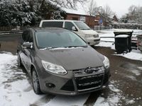 Gebraucht Ford Focus Champions Edition 101 PS (74 kW) 2013 Braun Limousine