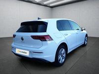 Gebraucht VW Golf VIII 131 PS (96 kW) 2023 Weiß Kleinwagen
