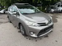 Gebraucht Toyota Verso Skyview Edition 111 PS (81 kW) 2014 Van / Kleinbus