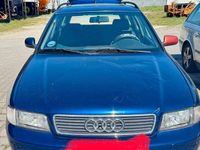 Gebraucht Audi A4 125 PS (91 kW) 1998 Blau Kombi