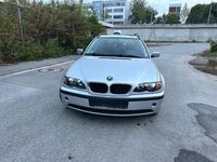 Gebraucht BMW 318 143 PS (105 kW) 2004 Silber Kombi
