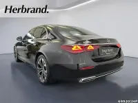 Gebraucht Mercedes E200 Avantgarde 204 PS (150 kW) 2025 Metalliclack obsidianschwarz Limousine