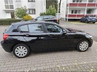 Gebraucht BMW 114 102 PS (75 kW) 2014 Schwarz Kleinwagen