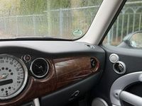 Usado Mini ONE 90 HP (66 kW) 2004 Verde Citadino