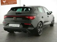 Gebraucht Cupra Leon VZ 245 PS (180 kW) 2024 Midnight schwarz metallic Limousine