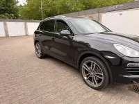 Gebraucht Porsche Cayenne 240 PS (176 kW) 2011 Schwarz SUV