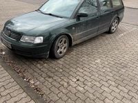 Gebraucht VW Passat 193 PS (141 kW) 1999 Grün Kombi
